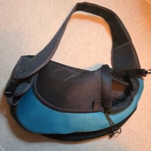 Small 🐶 Dog or 🐱 Cat Slingpack/ Carrier